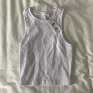 tillys basic white tank top size XS